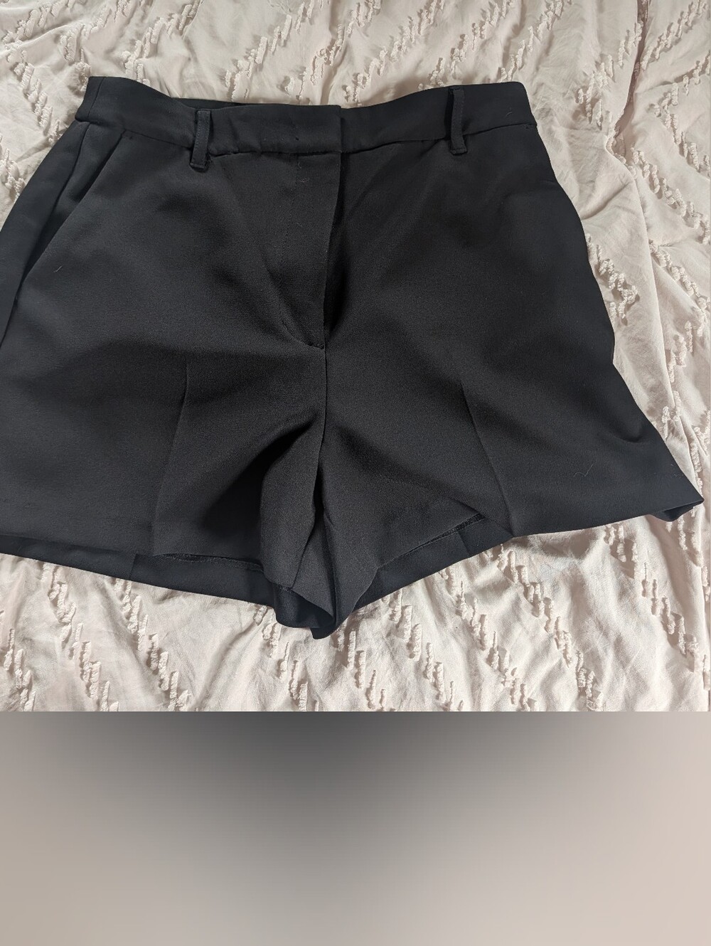 Express Editor Women's Trouser Shorts, Black Size 8